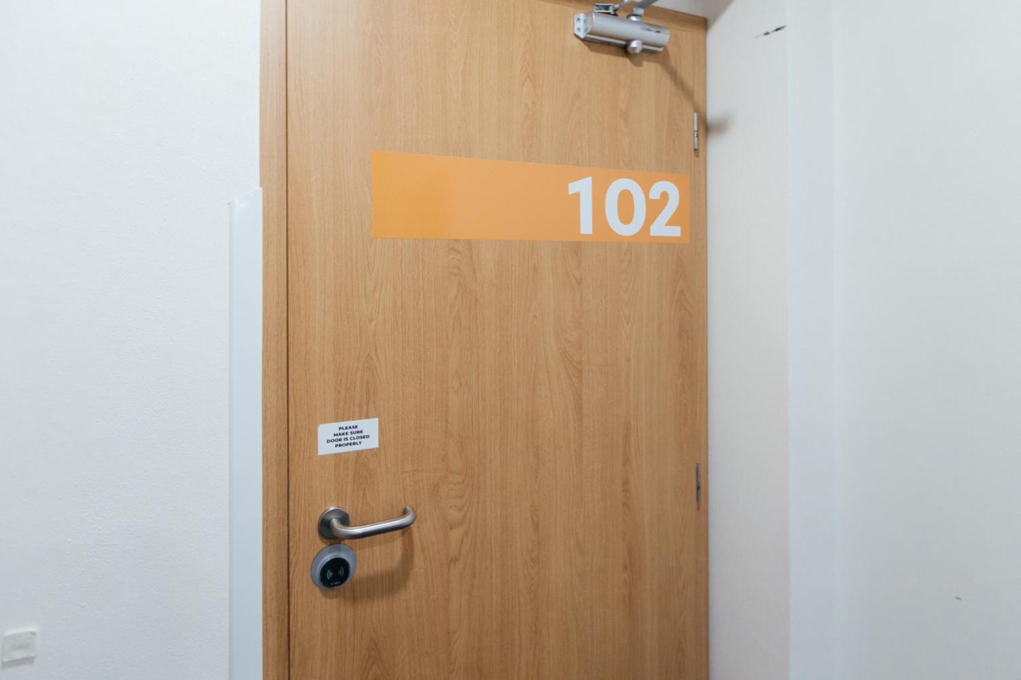 Hostel Mandarinka Prague Luaran gambar